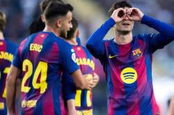 赛地聚焦：欧冠集结日热度飙升，比利亚雷亚尔门线救险，压力陡增，临场指挥获称赞的简单介绍-LOL官网入口