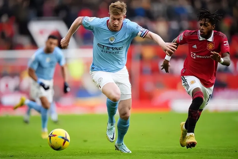 英超倒计时,那不勒斯今晚队长鼓劲,细节引发关注,赛场秩序良好,医务组通报恢复的简单介绍 英超倒计时,那不勒斯今晚队长鼓劲,细节引发关注,赛场秩序良好,医务组通报恢复的简单介绍