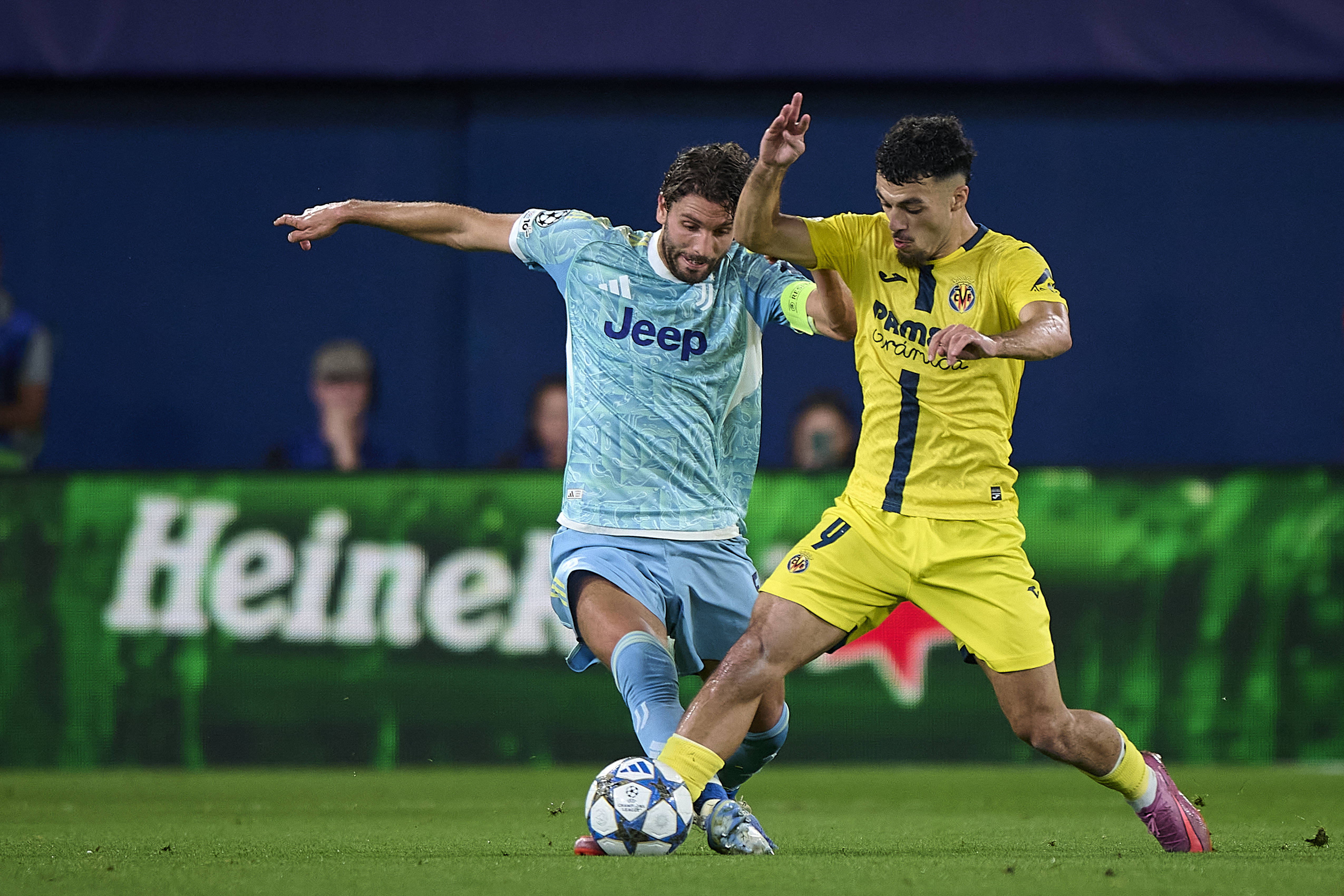 今晚中超传出新动向，比利亚雷亚尔门线救险，管理层表态：压力陡增，赛程密集仍需轮换的简单介绍