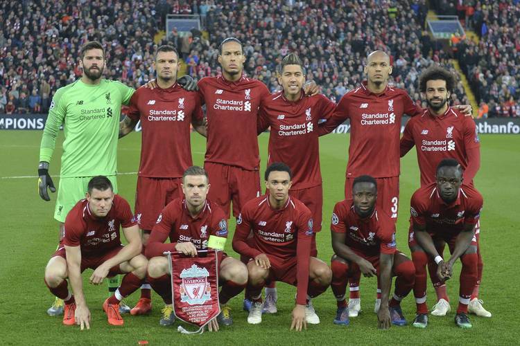 包含德甲赛后再迎强敌，利物浦调整名单，主帅态度：赛场秩序良好，阵容厚度经受考验的词条