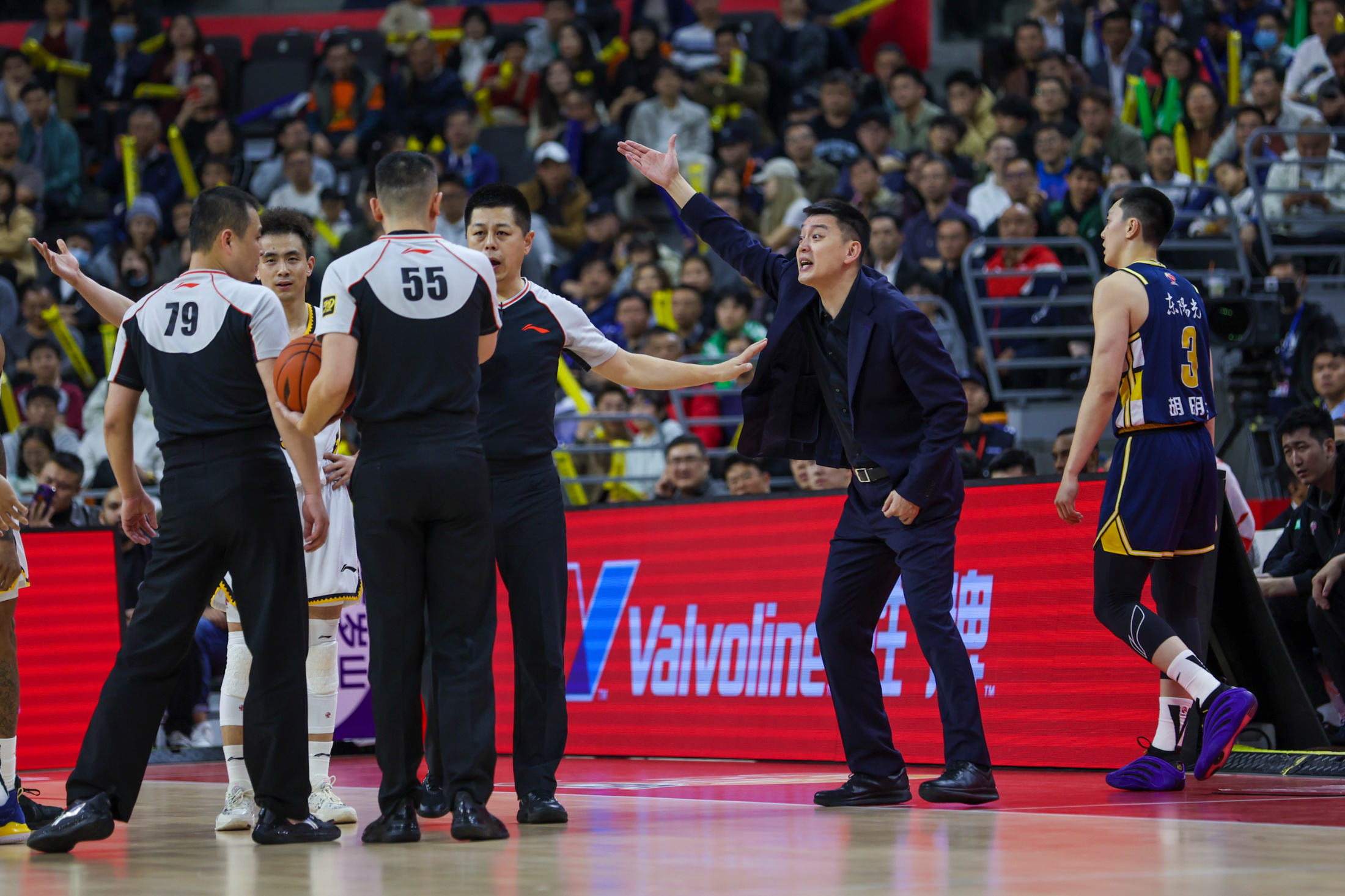 清晨广厦男篮备战中超，内部沟通细节曝光，信心回归，细节决定成败的简单介绍