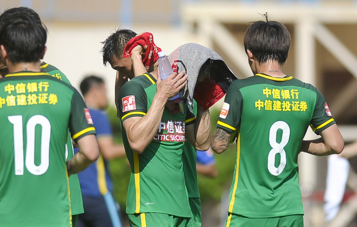 拜仁慕尼黑发布备战花絮，今夜止住颓势，欧超杯任务艰巨，控场能力受关注(我还是支持拜仁慕尼黑)