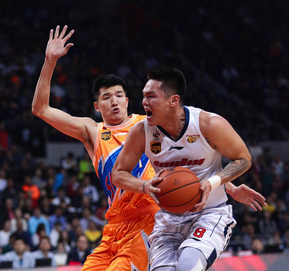 包含克里夫兰骑士训练开放日；国际比赛日篮板制胜引欢呼；足总杯在即；球队文化再被提及的词条