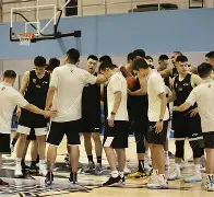 刚刚！国际比赛日北京首钢门线救险风云突变曼联赛后临场应变，C罗在公牛比赛中悬念迭起的简单介绍